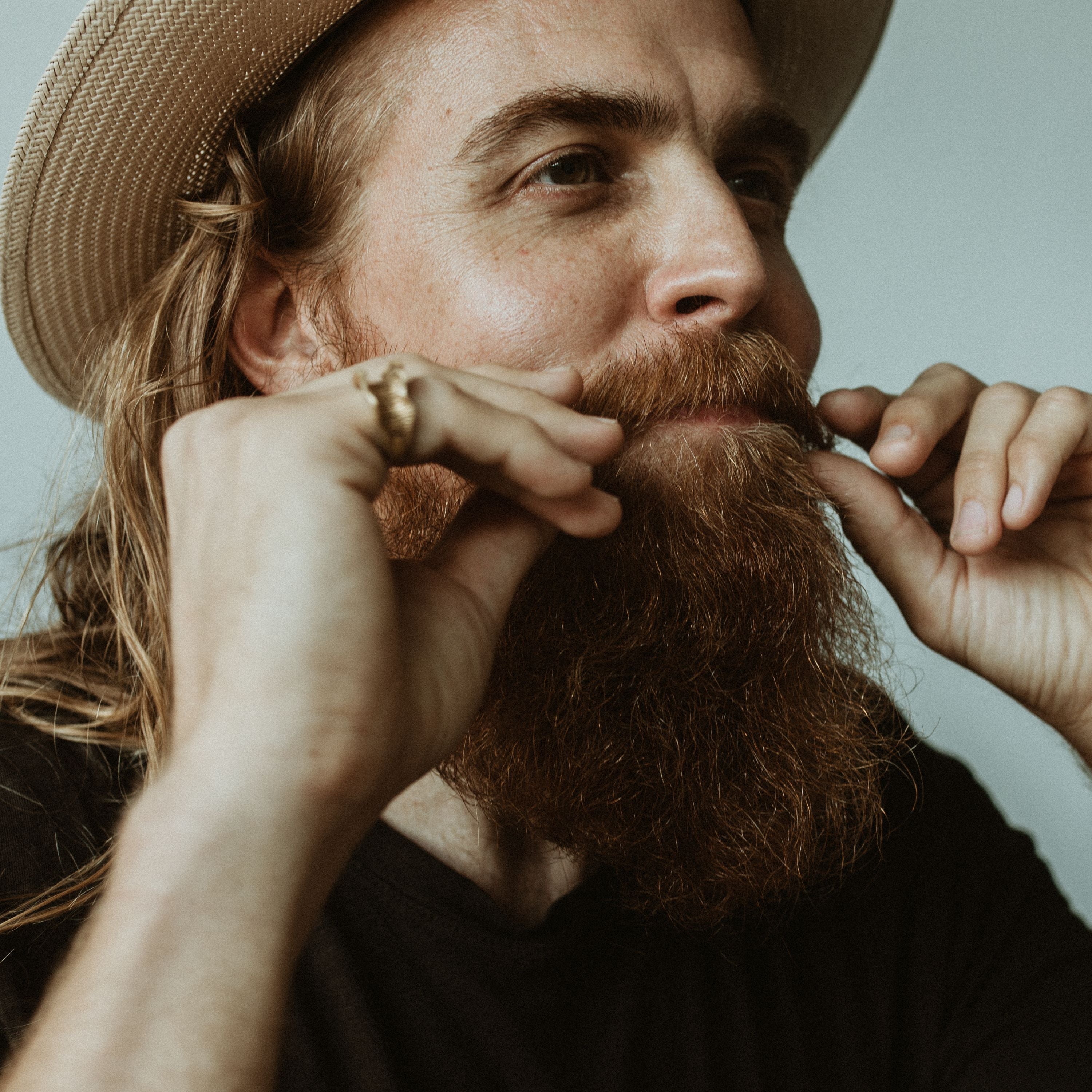 Beard Flaking – A Permanent Solution to Eliminating Beard Dandruff